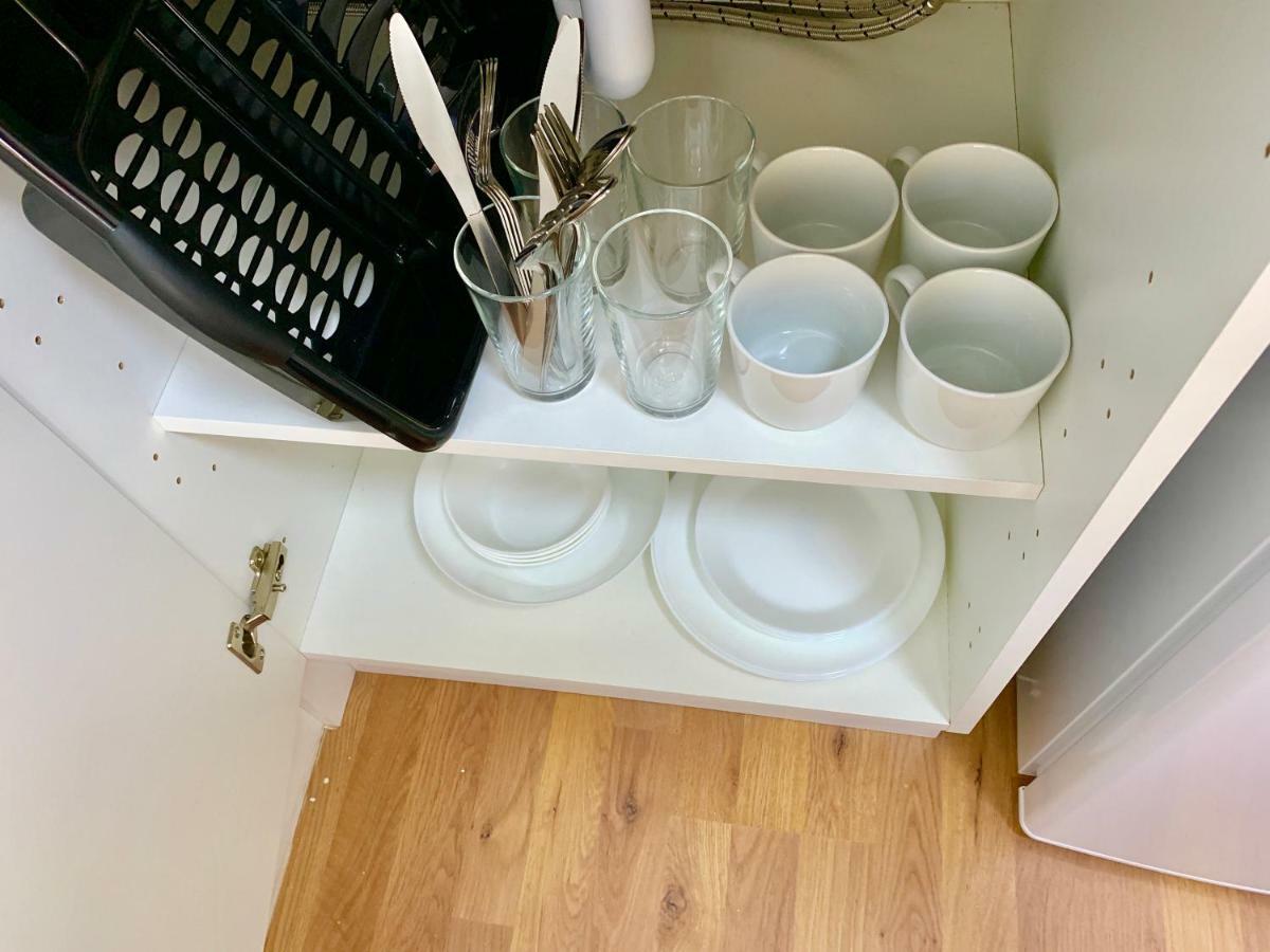 London Studio Apartments, Private Bathrooms And Parking Илфорд Экстерьер фото